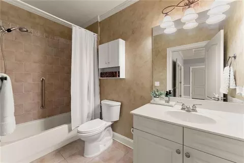 Bath - 872 Pathview Ct, Dacula, GA 30019 photo 9 of 9