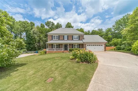 1532 Berkshire Farm Dr, Snellville, GA 30078