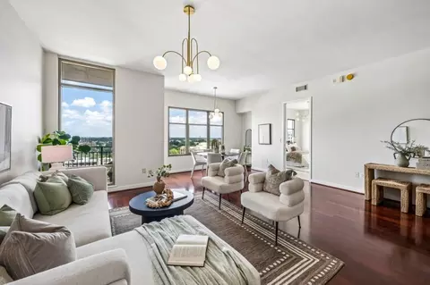 565 Peachtree St NE #1610, Atlanta, GA 30308