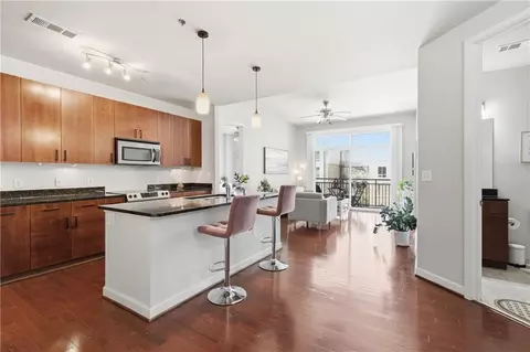 711 Cosmopolitan Dr NE #326, Atlanta, GA 30324