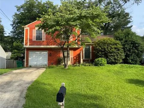 4597 Arborwalk Ct, Stone Mountain, GA 30083