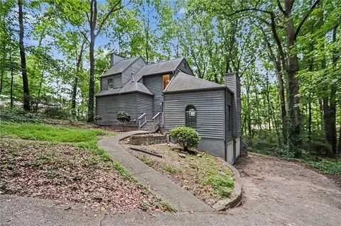 1533 Hillhaven Dr, Marietta, GA 30062