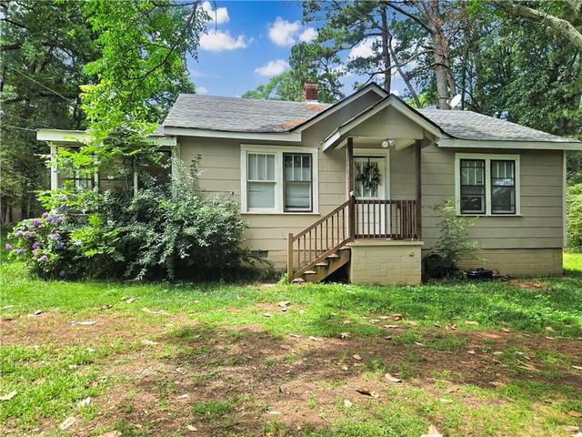 5824 Church St, Flowery Branch, GA 30542