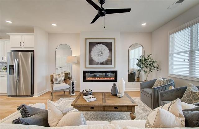 1914 Kinnard Aly, Kennesaw, GA 30144