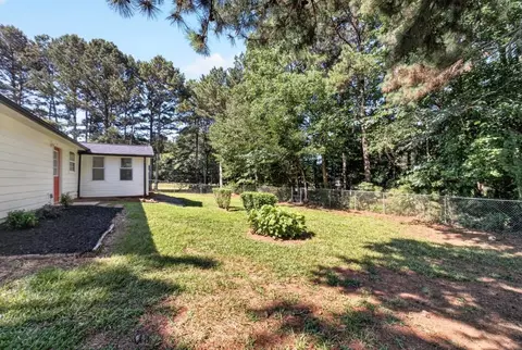 Exterior - 11 Willow Ridge Dr, Hampton, GA 30228 photo 6 of 9