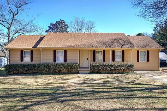 58 Habersham Cir NE, Cartersville, GA 30121