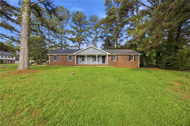 2409 Three Bars Dr, Snellville, GA 30078