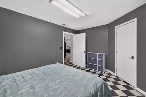 Bedroom - 323 Oconee Ln, Commerce, GA 30529 photo 12 of 14