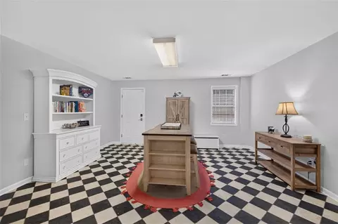 Entry Way - 323 Oconee Ln, Commerce, GA 30529 photo 5 of 5