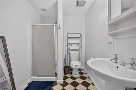 Bath - 323 Oconee Ln, Commerce, GA 30529 photo 6 of 6