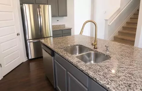 Kitchen - 25 Lena Ct, Covington, GA 30016 photo 2 of 2