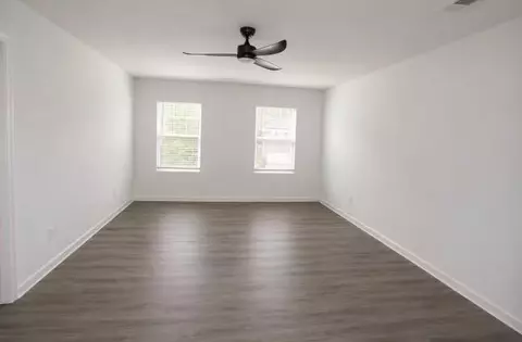 Living - 25 Lena Ct, Covington, GA 30016 photo 2 of 2