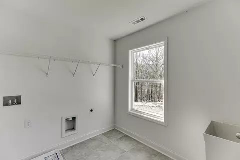 Other - 979 Lakeview, Commerce, GA 30529 photo 4 of 5