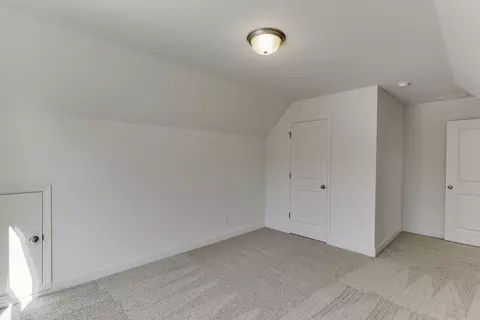 Bedroom - 979 Lakeview, Commerce, GA 30529 photo 6 of 10