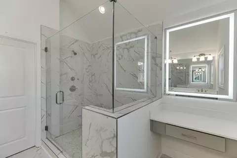 Bath - 979 Lakeview, Commerce, GA 30529 photo 5 of 5