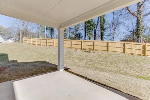 Exterior - 929 Lakeview, Commerce, GA 30529 photo 4 of 9