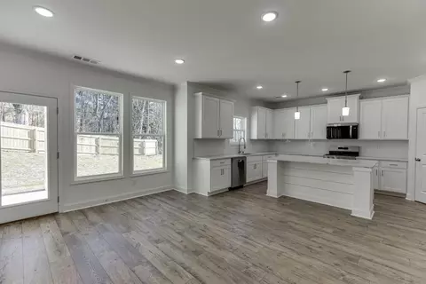 Other - 929 Lakeview, Commerce, GA 30529 photo 2 of 4