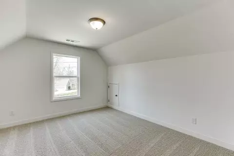 Bedroom - 929 Lakeview, Commerce, GA 30529 photo 5 of 10