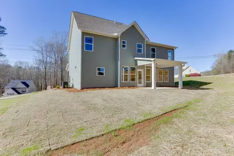 Exterior - 929 Lakeview, Commerce, GA 30529 photo 8 of 9