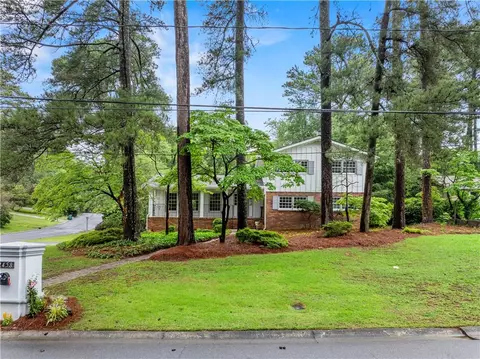 2458 Dunkerrin Ln, Atlanta, GA 30360