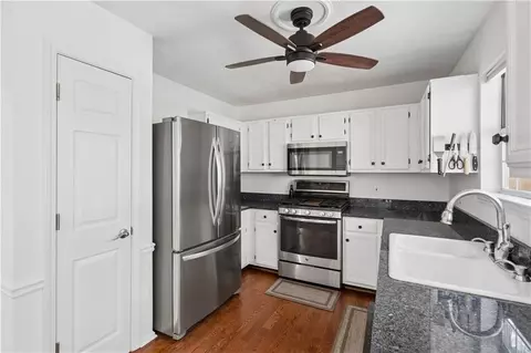 3742 Strathmore Dr, Duluth, GA 30096 photo 10