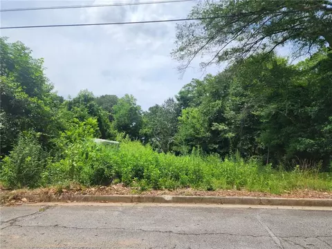 2820 Lincoln Dr, Decatur, GA 30033