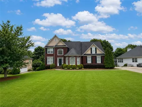 4010 Magnolia Leaf Ln, Suwanee, GA 30024