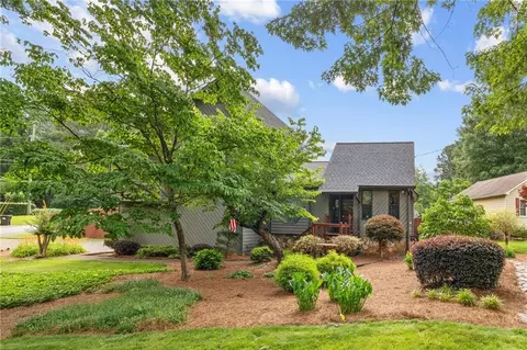 4071 Stephanie Ct NW, Kennesaw, GA 30152