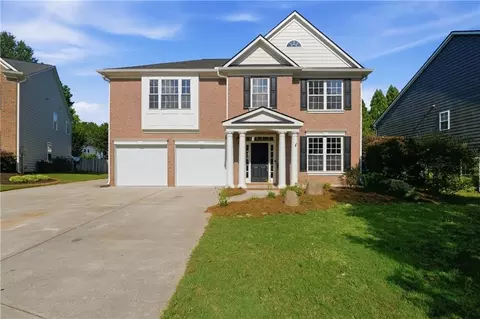 402 Freedom Ln, Peachtree City, GA 30269