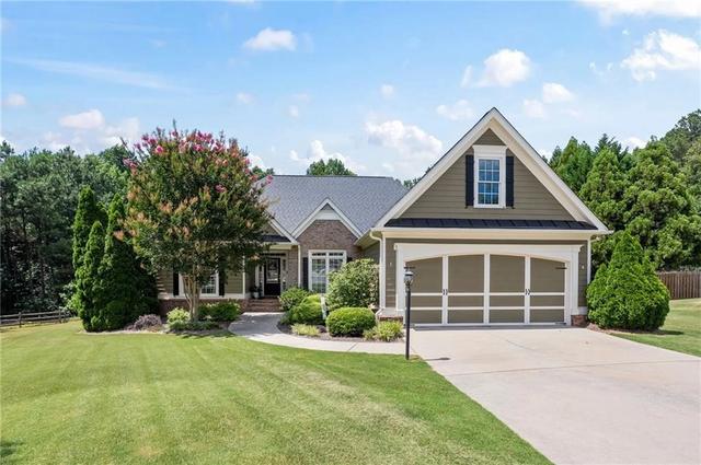 1215 James Walter Dr, Loganville, GA 30052