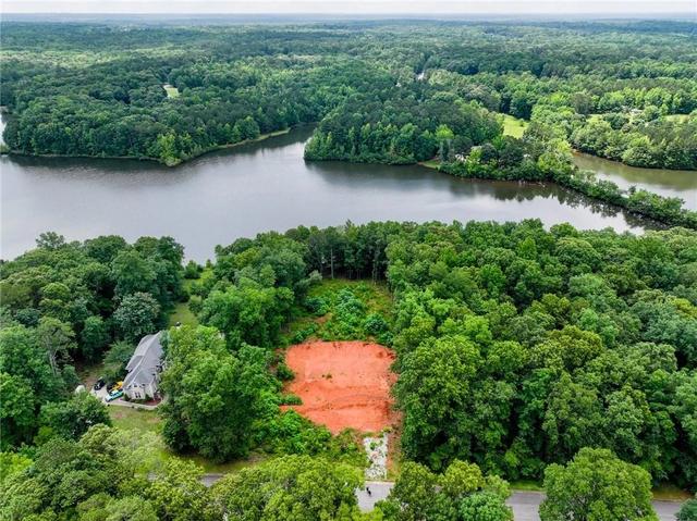 12396 Edgewater Dr, Hampton, GA 30228