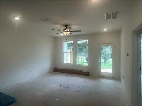 Living - 122 Harmony Cir, Cartersville, GA 30120 photo 2 of 2