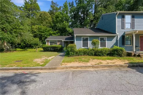 79 Sandalwood Cir, Lawrenceville, GA 30046