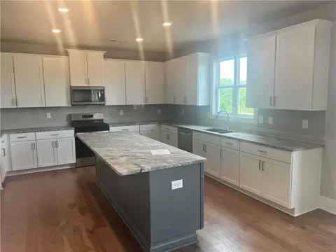 320 Willow Cv, Canton, GA 30114 photo 4
