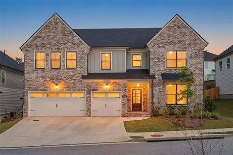4055 Hosch Retreat Dr, Buford, GA 30519