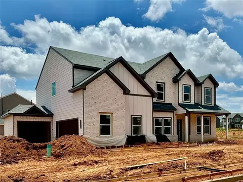 735 Rodeo Dr, Auburn, GA 30011