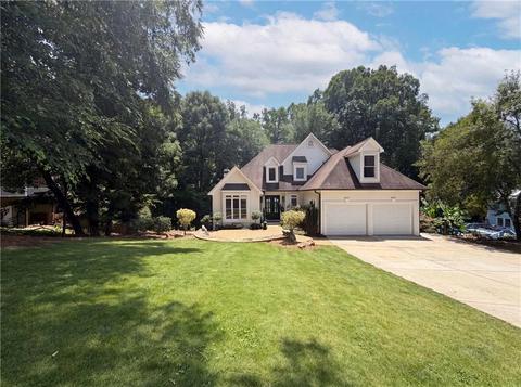 2299 Camden Dr SW, Marietta, GA 30064