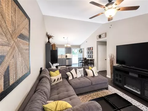 Living - 175 Jacobs Way #C, Jasper, GA 30143 photo 1 of 1