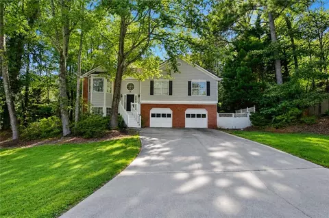 4170 Gables Pl, Buford, GA 30519