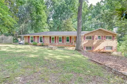 4548 Fountainhead Dr, Stone Mountain, GA 30083