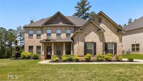 6857 Louis Dr, Locust Grove, GA 30248