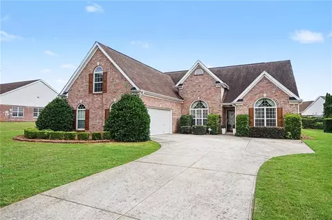 580 Waterstone Dr, Lawrenceville, GA 30046