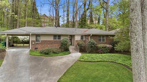 955 Vistavia Cir, Decatur, GA 30033