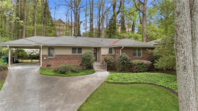955 Vistavia Cir, Decatur, GA 30033