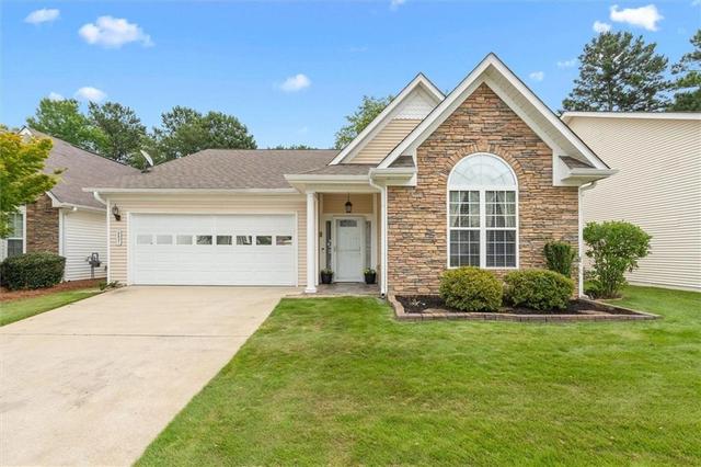9821 Reflections Dr, Villa Rica, GA 30180