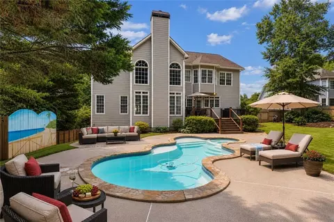 Exterior - 1010 River Mist Dr, Suwanee, GA 30024 photo 10 of 10