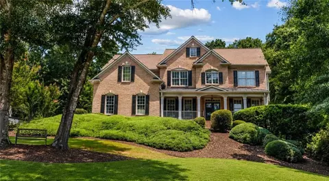1010 River Mist Dr, Suwanee, GA 30024