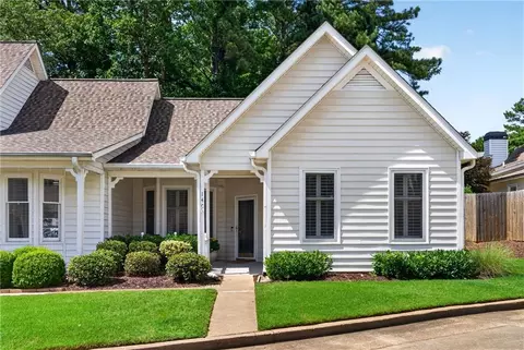 140 Victoria Way, Roswell, GA 30075