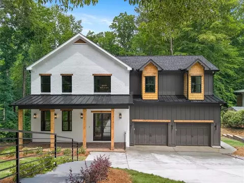 132 Lakeshore Dr NE, Marietta, GA 30067