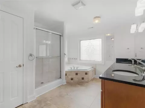 Bath - 25 Walnut Ln, Covington, GA 30014 photo 1 of 9